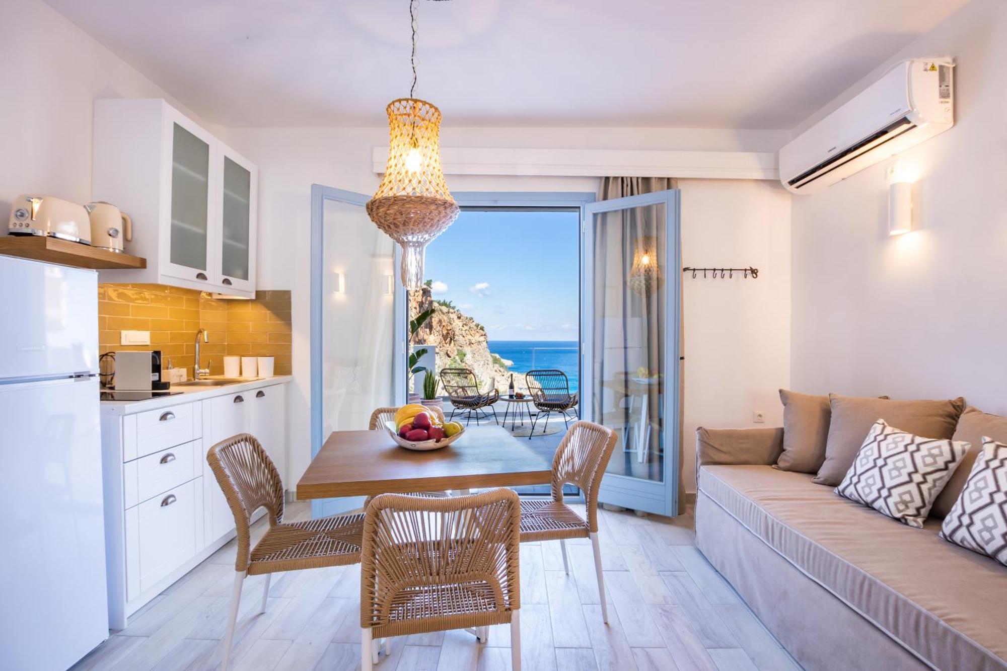 Yploui Suites Karpathos Exterior foto