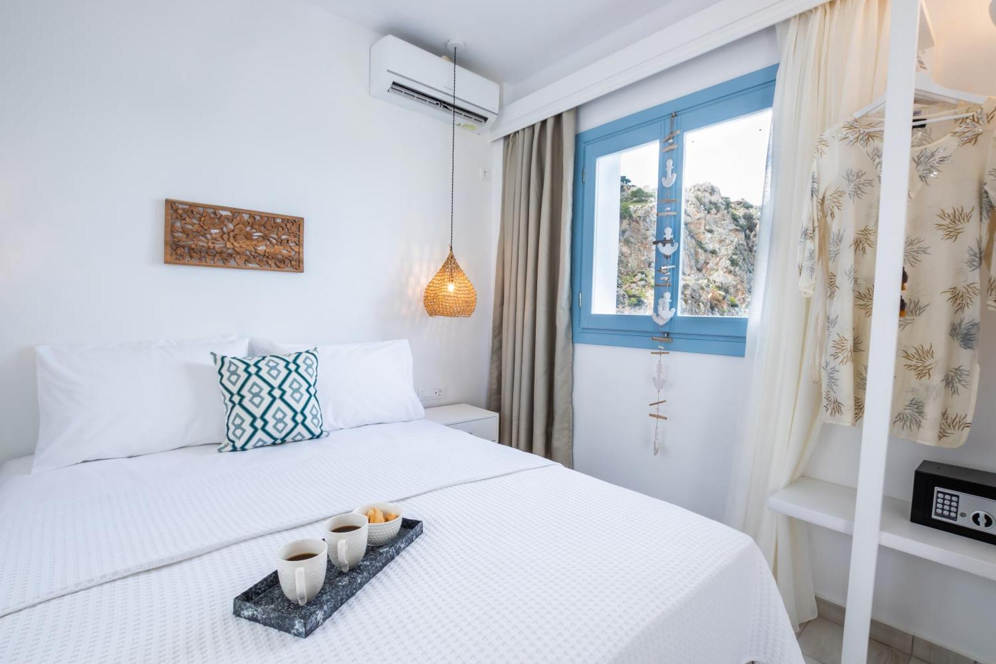 Yploui Suites Karpathos Exterior foto