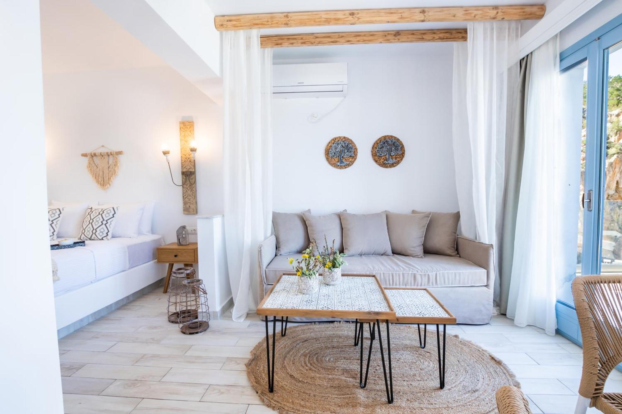 Yploui Suites Karpathos Exterior foto