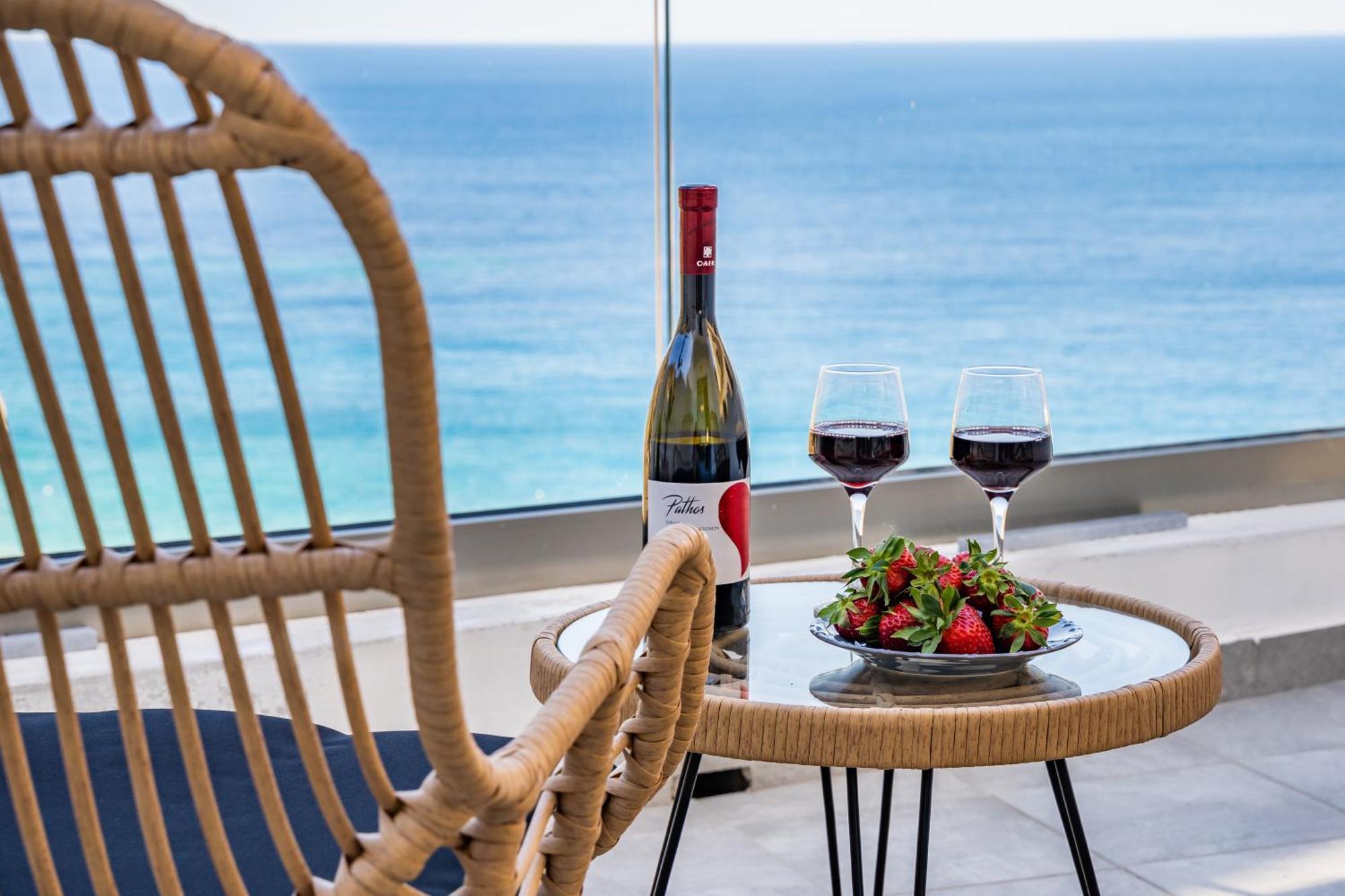 Yploui Suites Karpathos Exterior foto
